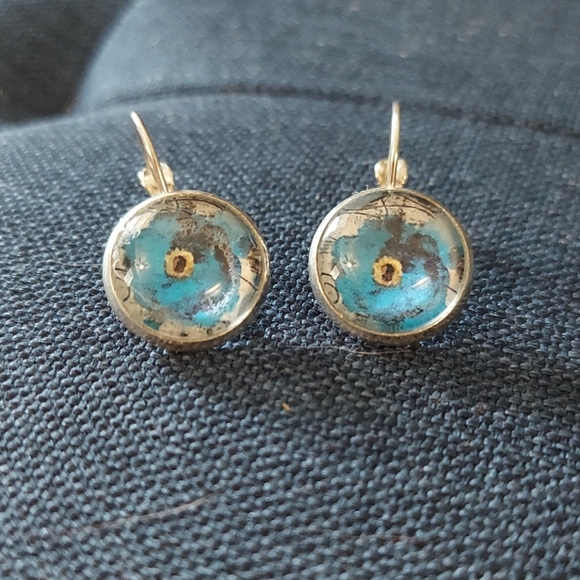 FLOWER BLUE EARRINGS - Picture 2 of 5